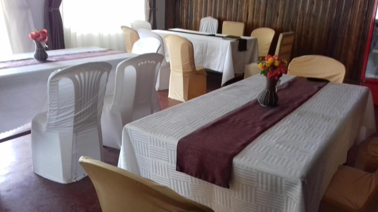 Riverside Resort Hotel Kabale Buitenkant foto