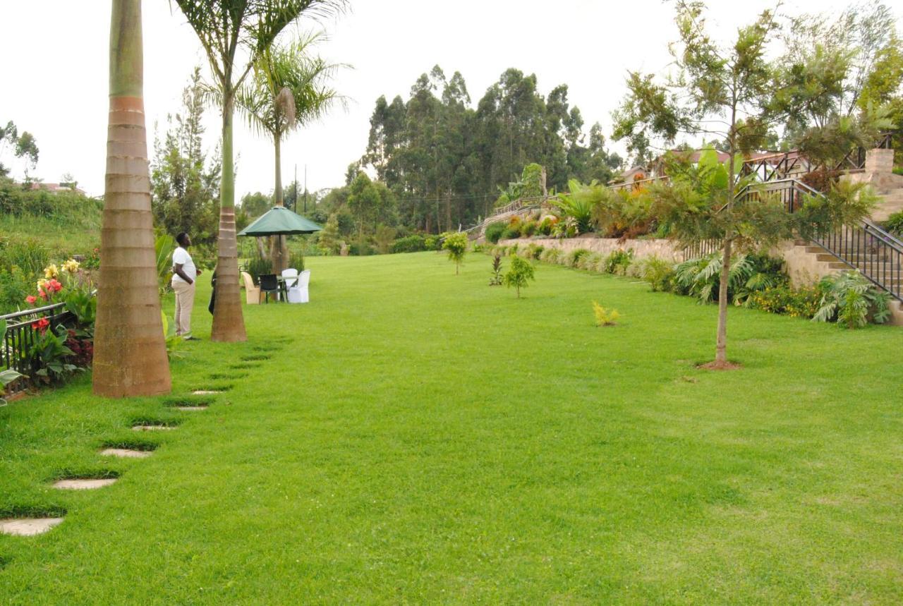 Riverside Resort Hotel Kabale Buitenkant foto